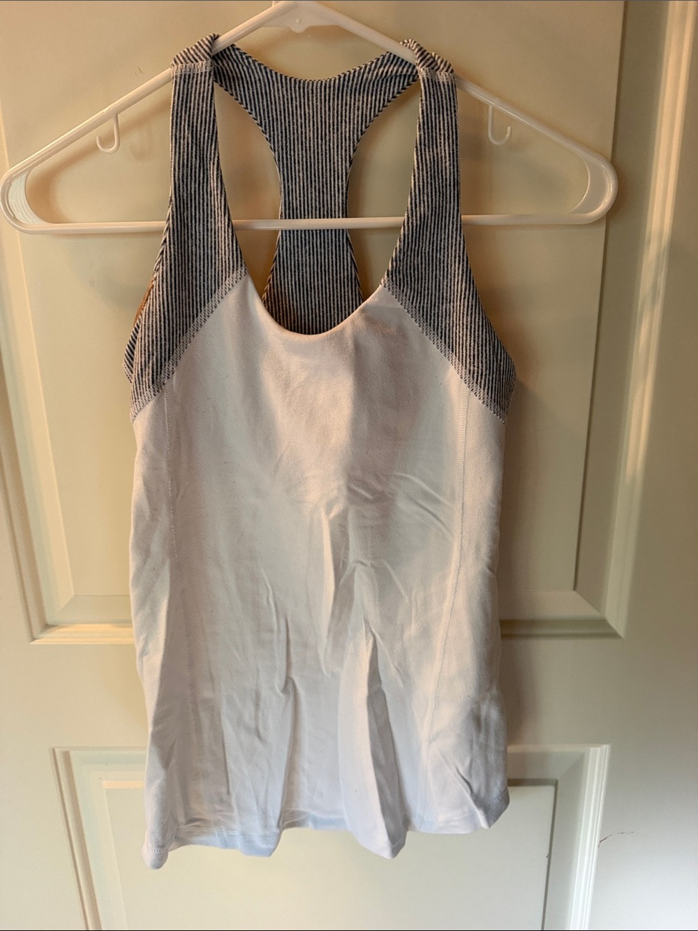 Lululemon White Racerback Tank Top with Gray Stripe Trim- size 4